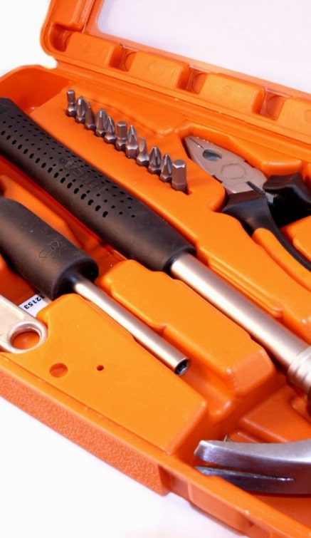 luzuk_retail_hardware_store_newproduct_leftimage